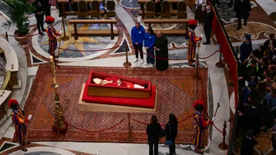 جثمان بابا الفاتيكان