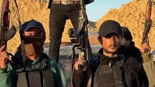 ياسر أبوشباب وعناصر مسلحة