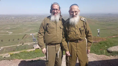 الحاخام شلومو أفينير ومساعده