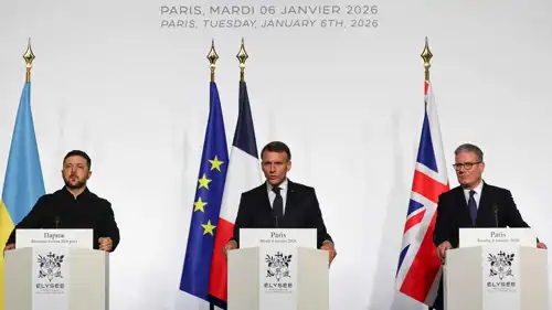 رؤساء بريطانيا وفرنسا وأوكرانيا في قمة باريس