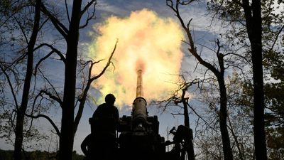 قوات أوكرانية  على خطوط المواجهة مع روسيا