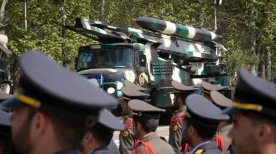 عرض عسكري في طهران