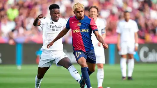 مباراة سابقة بين ريال مدريد وبرشلونة