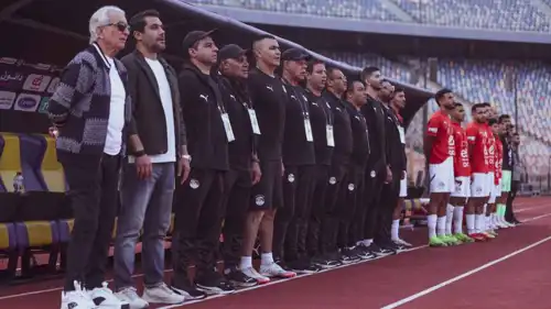 أحمد حسن مدير منتخب مصر ب مع الجهاز الفني بقيادة حلمي طولان