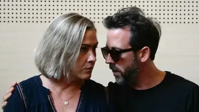 الابنة كارولين داريان