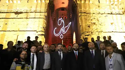 الوزير صالح خلال حفل افتتاح قلعة حلب