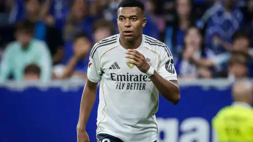 كيليان مبابي في مباراة ريال مدريد وريال أوفييدو