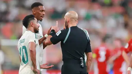 محمد كنو والحكم الكويتي أحمد العلي