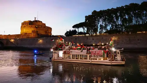 سفينة إيطالية لدعم غزة