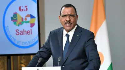  رئيس النيجر المعزول "محمد بازوم