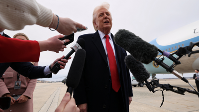 دونالد ترامب خلال المؤتمر الصحفي