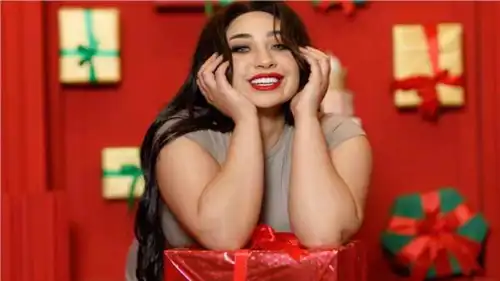 البلوغر المصرية دينا عبد السلام