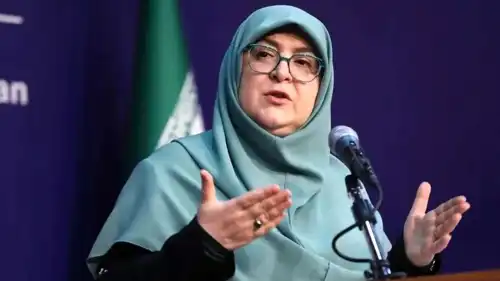 المتحدثة باسم الحكومة الإيرانية  فاطمة مهاجراني