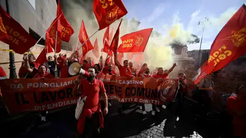 (مظاهرة سابقة لنقابة العمال الرئيسية في إيطاليا (سي جي آي إل