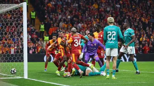 هدف إبراهيما كوناتي الملغي في شباك غلطة سراي