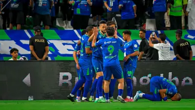 لاعبو الفتح في مباراة الاتحاد