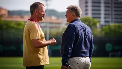 خوان لابورتا مع هانزي فليك