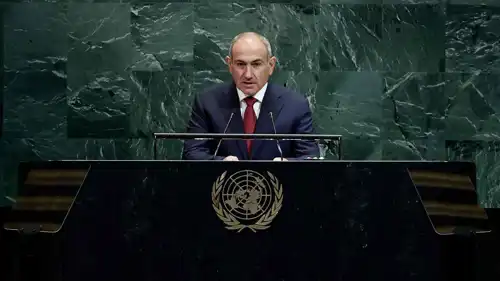 رئيس الوزراء الأرميني نيكول باشينيان