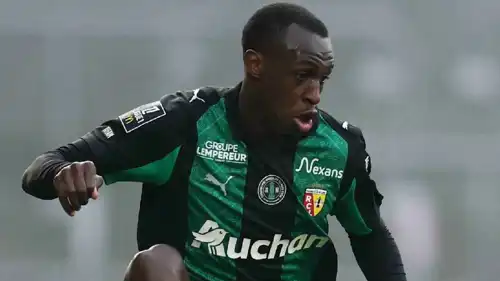 سعود عبد الحميد نجم لانس الفرنسي