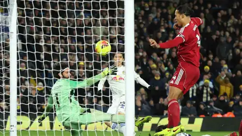 مباراة ليفربول وليدز يونايتد في الدوري الإنجليزي