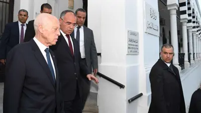 قيس سعيد يزور مقر لجنة المصادرة