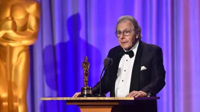 الموسيقي الأرجنتيني-الأمريكي لالو شيفرين