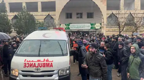 من مراسم تشييع ضحايا تفجير حمص