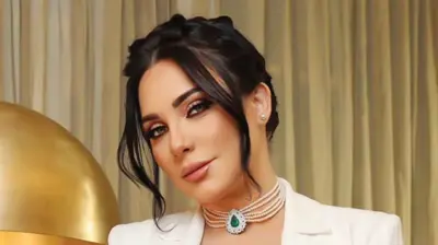 الفنانة سلاف فواخرجي