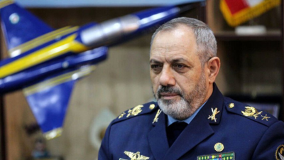 وزير الدفاع الإيراني عزيز نصير زاده