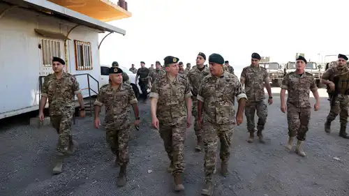 قيادة الجيش اللبناني خلال جولة ميدانية
