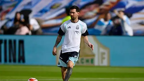 ميسي في تدريبات منتخب الأرجنتين