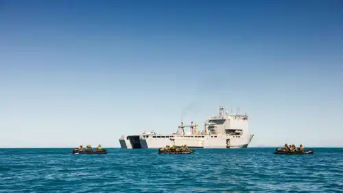 قطع تابعة للبحرية الأمريكية