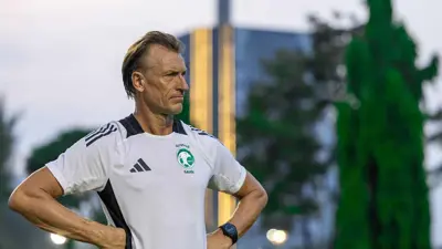 رينارد في تدريبات المنتخب السعودي