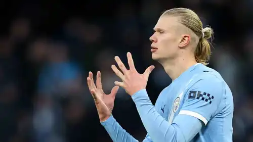 إيرلينغ هالاند نجم مانشستر سيتي