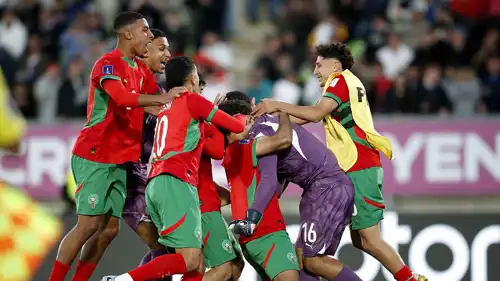 فرحة لاعبو المغرب بالفوز على فرنسا