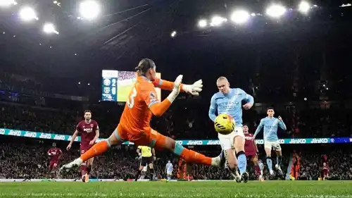 هالاند يهز شباك وست هام يونايتد