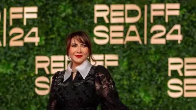 الفنانة هدى حسين