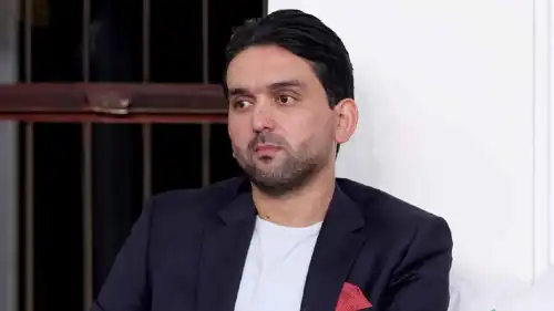 نشأت أكرم نجم المنتخب العراقي السابق