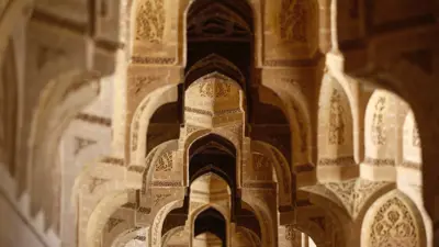 تفاصيل القصر العباسي الذي يعود تاريخه إلى 800 عام في بغداد