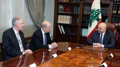 الرئيس اللبناني يستقبل المبعوث الرئاسي الفرنسي