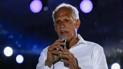 نصري عصفورة الفائز بالانتخابات الرئاسية في الهندوراس