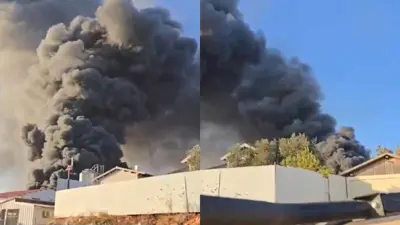 دخان كثيف جراء الحرائق في المستوطنة