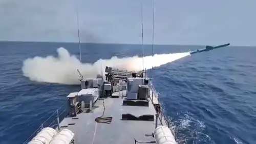 مناورة عسكرية سابقة للبحرية الإيرانية