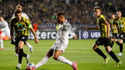 كيليان مبابي في مباراة ريال مدريد وكيرات