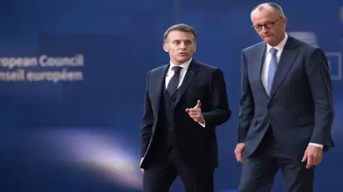 ماكرون وميرتس في مقر الاتحاد الأوروبي