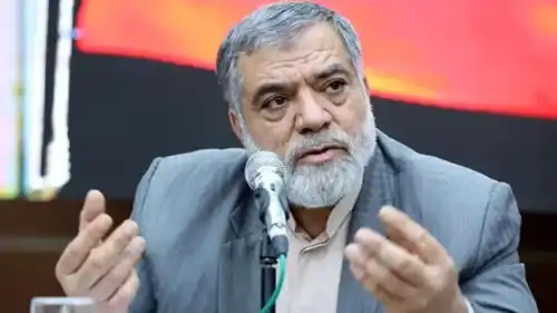 النائب في البرلمان الإيراني، الجنرال سالار ولايتمدار