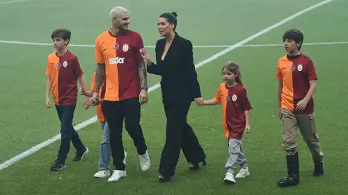 إيكاردي وواندا نارا