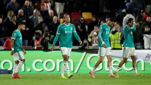 محمد صلاح وفيرجيل فان دايك في آخر ظهور لهما مع ليفربول