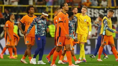 فان دايك مع منتخب هولندا