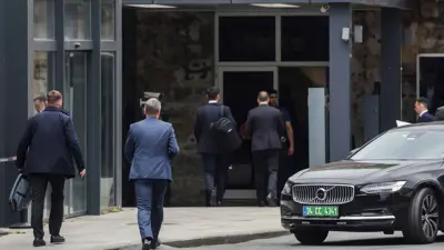 وصول المركبات إلى مكتب عمل الرئاسة التركية